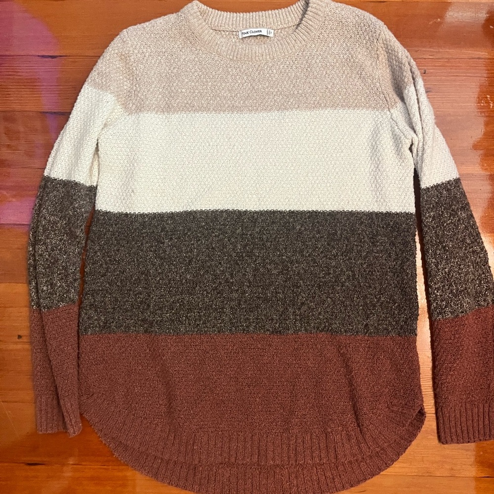 Cozy fall ready sweater! Runs larger for that extra cozy comfort!